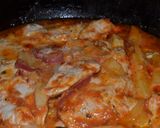 Foto del paso 3 de la receta: Pollo en salsa con papas y queso