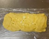 A picture of step 3 of White Chocolate Cookies.