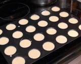 Foto langkah ke 2 dari resep Pao De Queijo (Brazilian cheese bread).