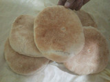 كسرة السميد🥖 🍞🥐 باللبن 🥛 خفيفه ريشه 😋