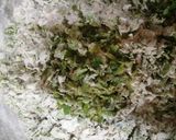A picture of step 2 of Methi puri.