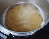Foto del paso 1 de la receta: Espaguetis a la mantequilla