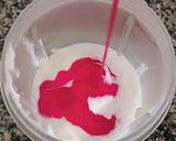 Hình bước làm 1 của món Lassi dâu