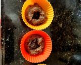 A picture of step 5 of Oats-Choco Lava Muffins.