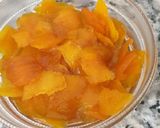 Foto del paso 2 de la receta: Cascaritas en almíbar de naranja y pomelo
