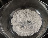 A picture of step 1 of Sabudana pakoda.