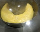 A picture of step 3 of 2 eggs T cake 🧀🧀No oven.