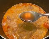 รูปขั้นตอนการทำที่ 5 ของ แกงเผ็ดหน่อไม้ดองเปรี้ยวกับไก่