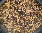 Foto del paso 6 de la receta: Rodaballo en Salsa de Martini Rosso con Piñones y Pasas