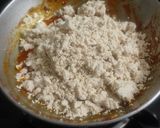 A picture of step 6 of Tofu bhurji.
