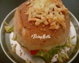 A picture of step 5 of Mayo Salad Burger.