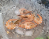 Foto del paso 2 de la receta: Mariscada de Marisa Marcos Ortega. Con pescado bien fresco