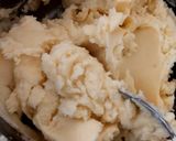 A picture of step 6 of My Version of Cottage Pie 😙.