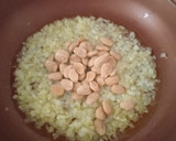 Foto del paso 3 de la receta: Pollo en salsa de tomate y almendras