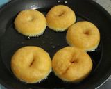 Foto langkah ke 5 dari resep Donat Kampung 🍩.