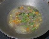 Foto langkah ke 5 dari resep Sup sayur bakso.