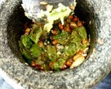 A picture of step 3 of Maharastrian - Zanzanit Hirvi Mirchi Lahsun Thhecha.