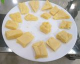 A picture of step 2 of Spanish Dessert Freid milk mouth melting recipe.