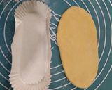 Foto langkah ke 6 dari resep Cheezy Sausage Boat.