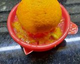 Foto del paso 1 de la receta: Copa de naranja, miel y fresita
