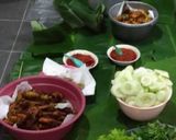 Foto langkah ke 5 dari resep Ayam goreng bumbu kuning.