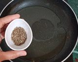 A picture of step 5 of Rajasthan ki Tomato Dry Red Chilli & Garlic Chutney Recipe.