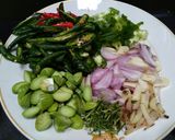 Foto langkah ke 2 dari resep Oseng oseng Usus Ayam (320).
