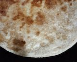 तीळ गुळ पोळी (til gul poli recipe in marathi) रेसिपी स्टेप 5 फोटो 