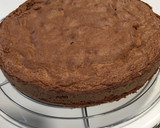 Foto del paso 4 de la receta: Bizcocho de chocolate bañado en chocolate