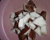 A picture of step 2 of Coconut and pineapple drink.