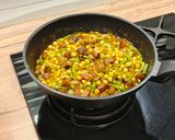 Foto del paso 6 de la receta: Sartén de guanciale con garbanzos y trigueros