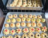 Foto langkah ke 5 dari resep Kue semprit jadul.