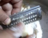 A picture of step 2 of Cheeselings.