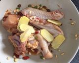 A picture of step 1 of Steam Chicken rice wine.