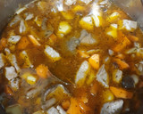Foto del paso 6 de la receta: Estofado de cerdo con patata, boniato y setas