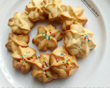 A picture of step 9 of Melting moments cookies.