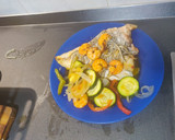 Foto del paso 5 de la receta: Dorada con gulas y langostinos