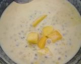 A picture of step 6 of Mango Chia Pudding💛😋💛.