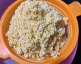 A picture of step 2 of Rajasthani Moong dal pakode.