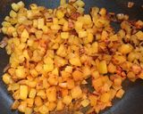 A picture of step 3 of Spanish Omelette.