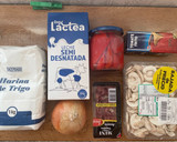 Foto del paso 1 de la receta: Pimientos rellenos de champiñones y jamón serrano