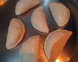 A picture of step 4 of Coconut stuffed Gujiya.