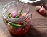 सिंधी प्याज़ का अचार (sindhi pyaz ka achar recipe in Hindi) रेसिपी चरण 3 फोटो