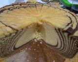 Foto langkah ke 6 dari resep Bolu zebra panggang.