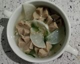Foto langkah ke 3 dari resep 849) Sayur Bening Lobak Bakso.