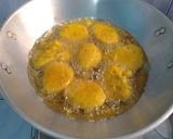 Foto langkah ke 4 dari resep Perkedel Jagung Daun Bawang.
