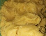 Foto langkah ke 2 dari resep Palm Cheese cookies.