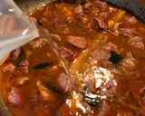 Gambar langkah 4 resipi Resepi Tomyam Daging.