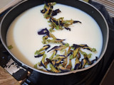 300. Puding Susu Bunga Telang