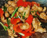 รูปขั้นตอนการทำที่ 5 ของ ไก่ผัด​เม็ด​มะม่วง​หิมพานต์​